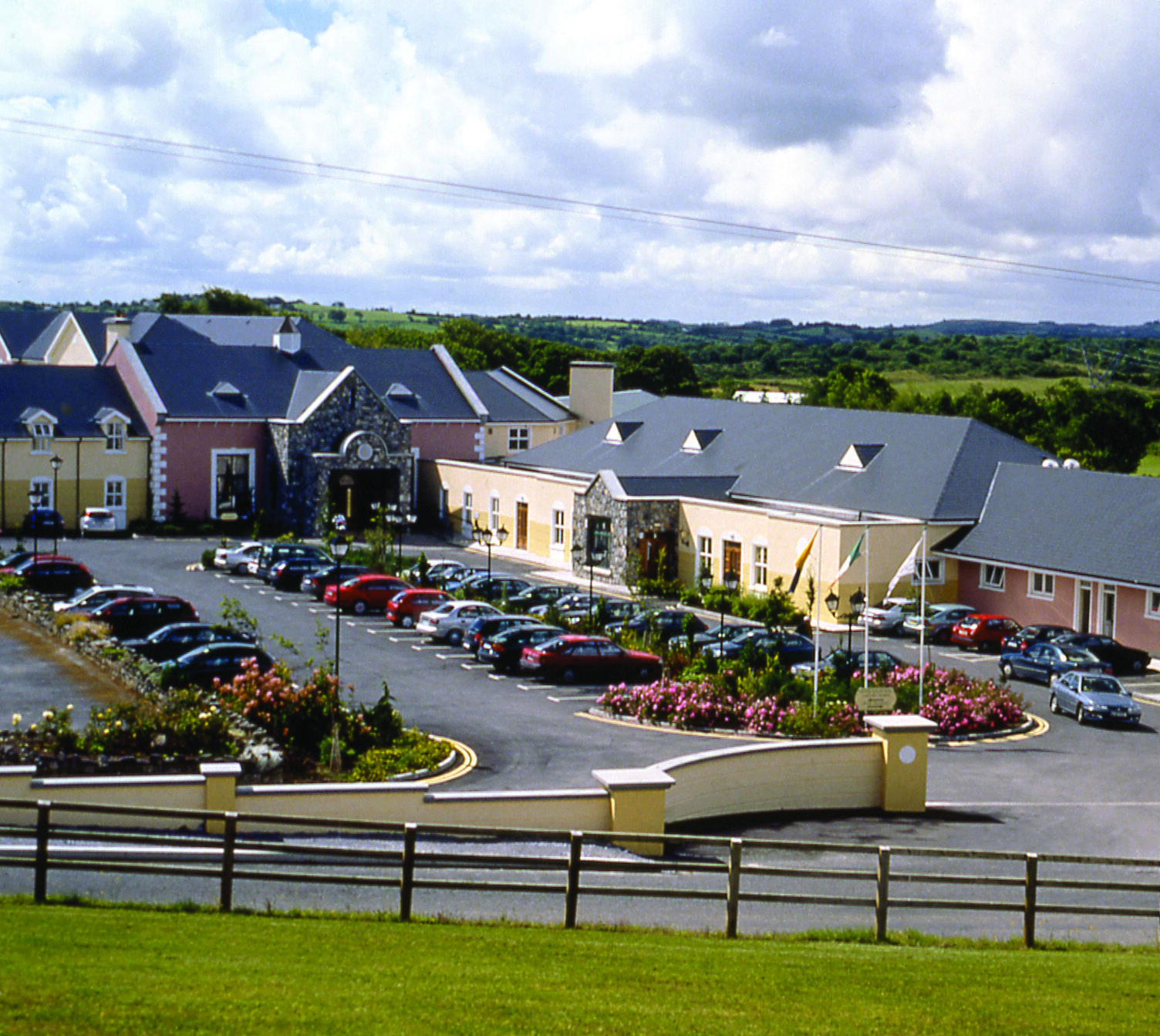 Hotel Woodstock Ennis Exteriör bild